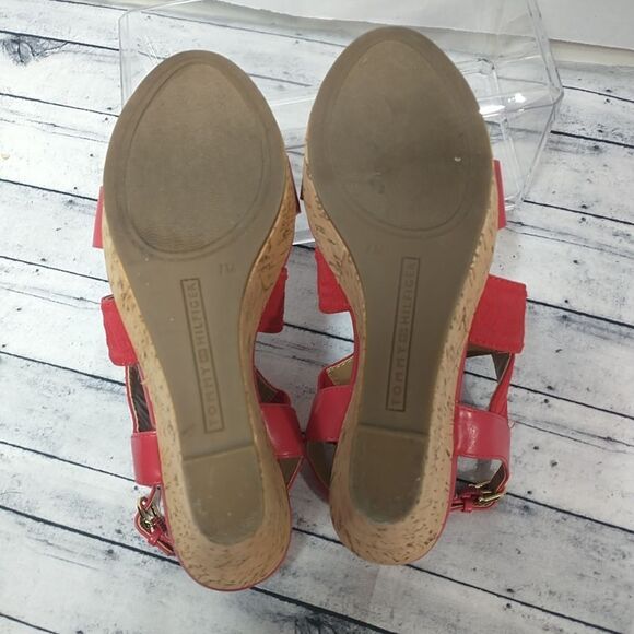 Tommy Hilfiger Women's. SZ 7M Cork Red Wedge Heels . Condition is Pre-owned - Picture 10 of 12